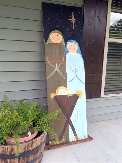 10 Ways To Create An Outdoor Nativity Scene